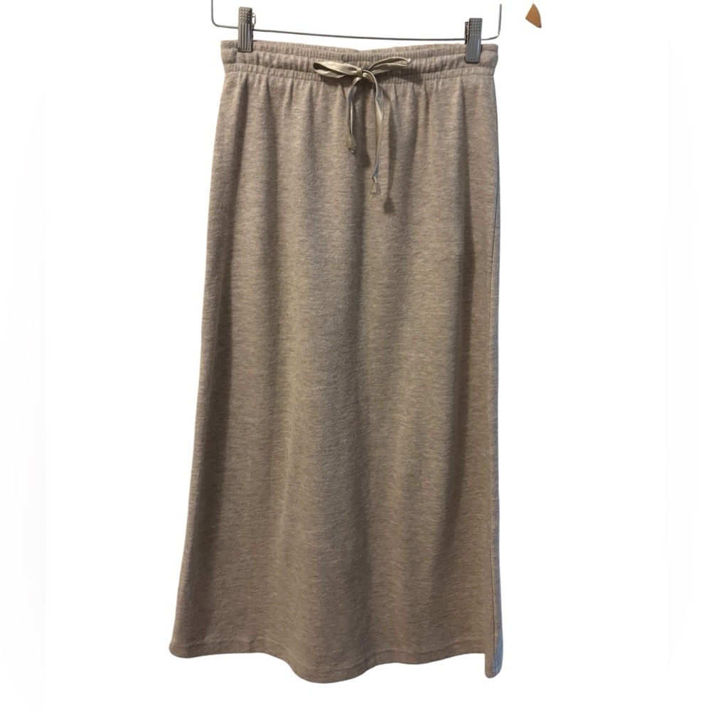 Capacity Petites Casual Gray Midi Skirt